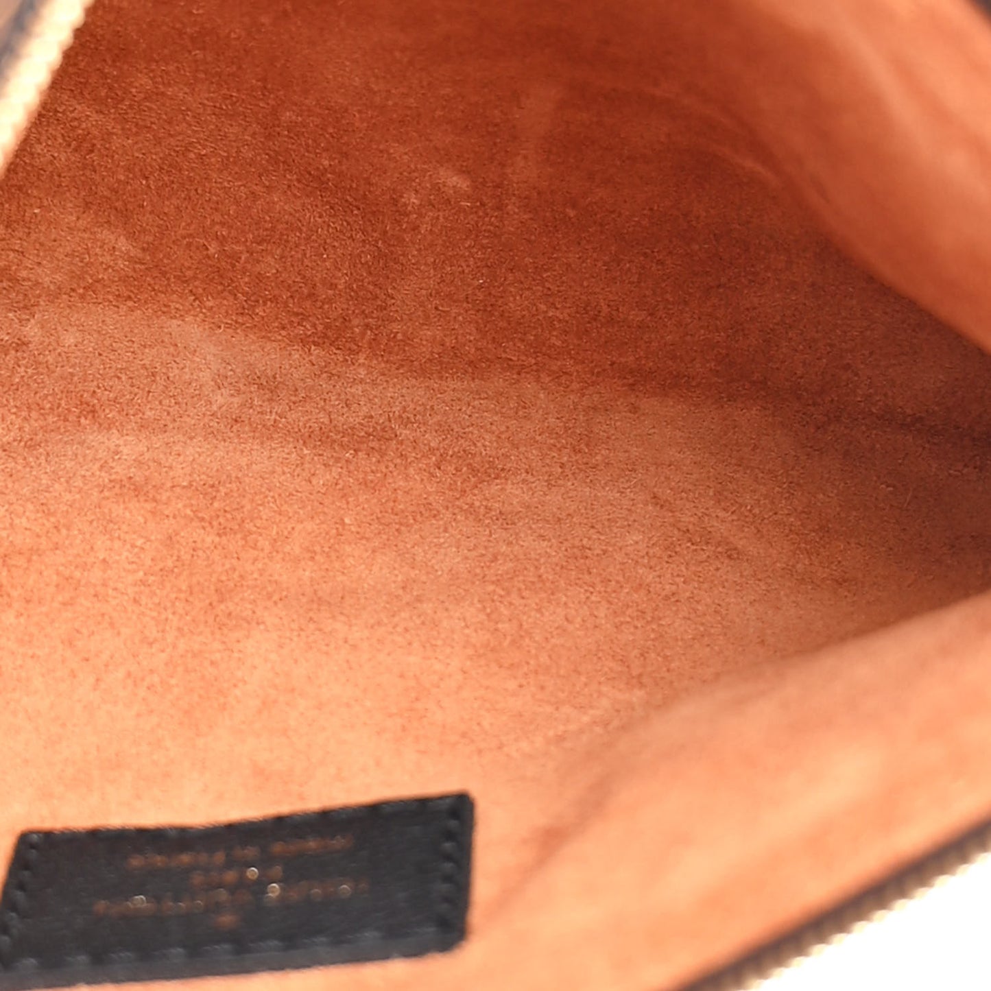 Grained Calfskin Low Key Cabas MM Black