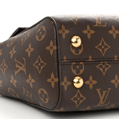 Louis Vuitton Monogram Cluny MM Blue Glacial 8 of 11