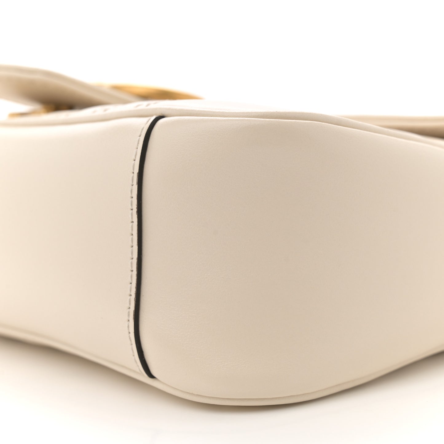Calfskin Matelasse Small GG Marmont Shoulder Bag White