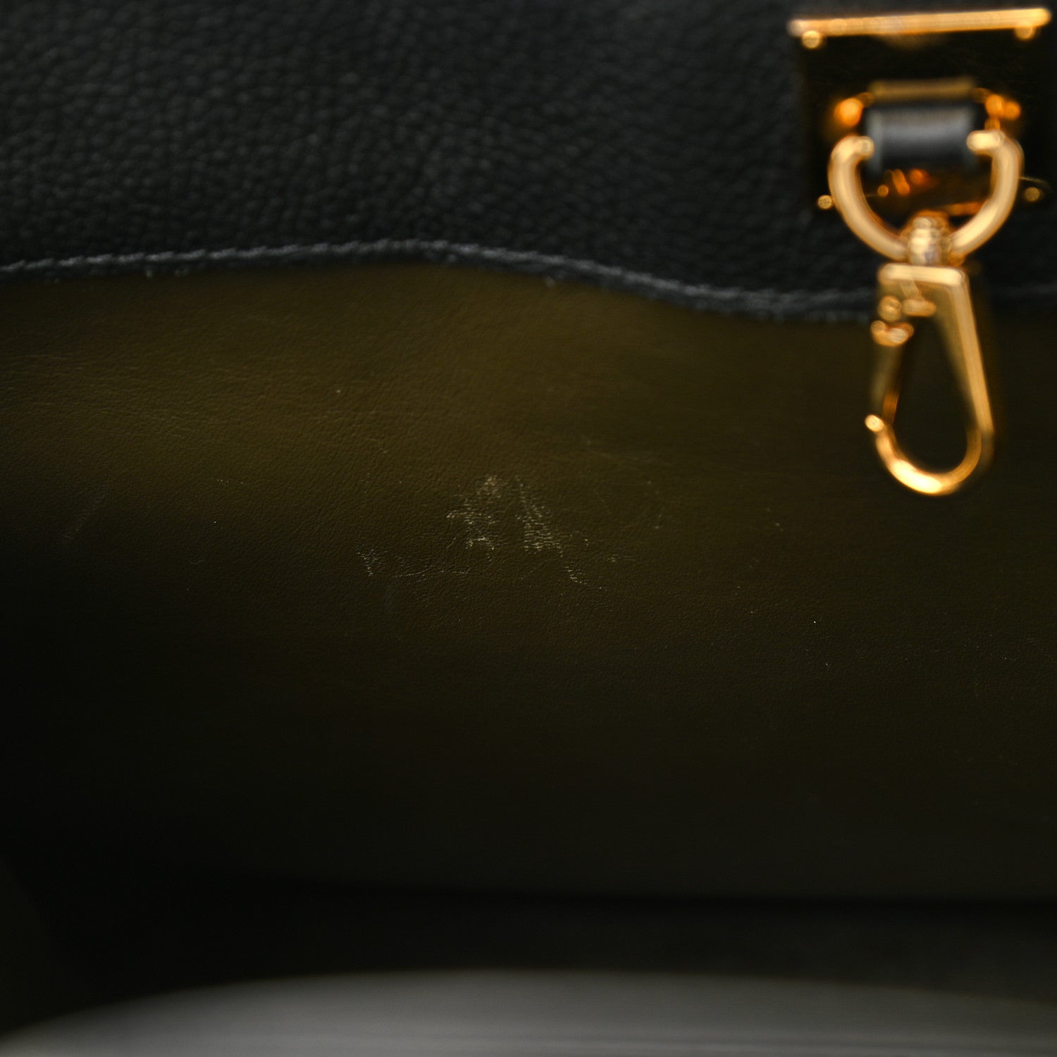 Louis Vuitton Taurillon City Steamer MM Kaki Black 12 of 15