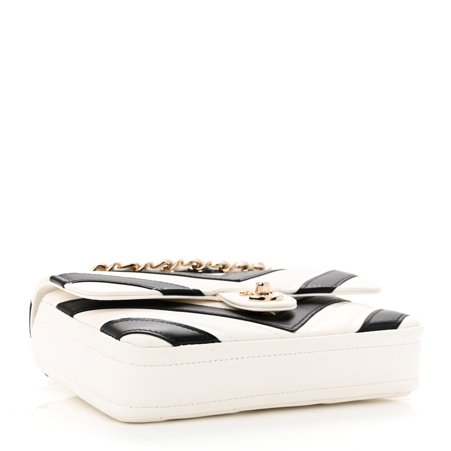 Lambskin Chevron Stitched Flap White Black
