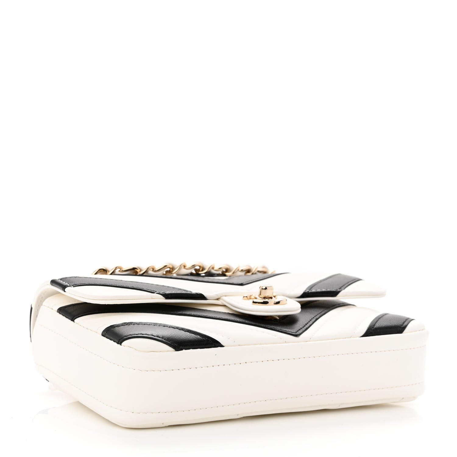 Chanel Lambskin Chevron Stitched Flap White Black 4 of 11