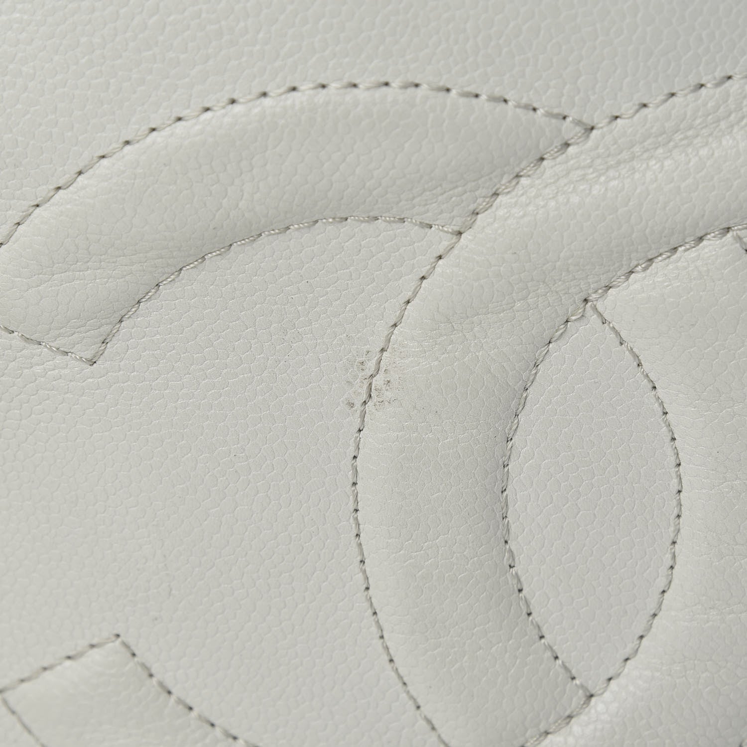 Chanel Caviar CC Tote White 19 of 20