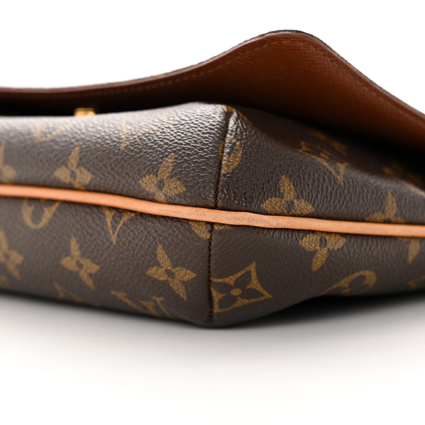 Monogram Musette Tango