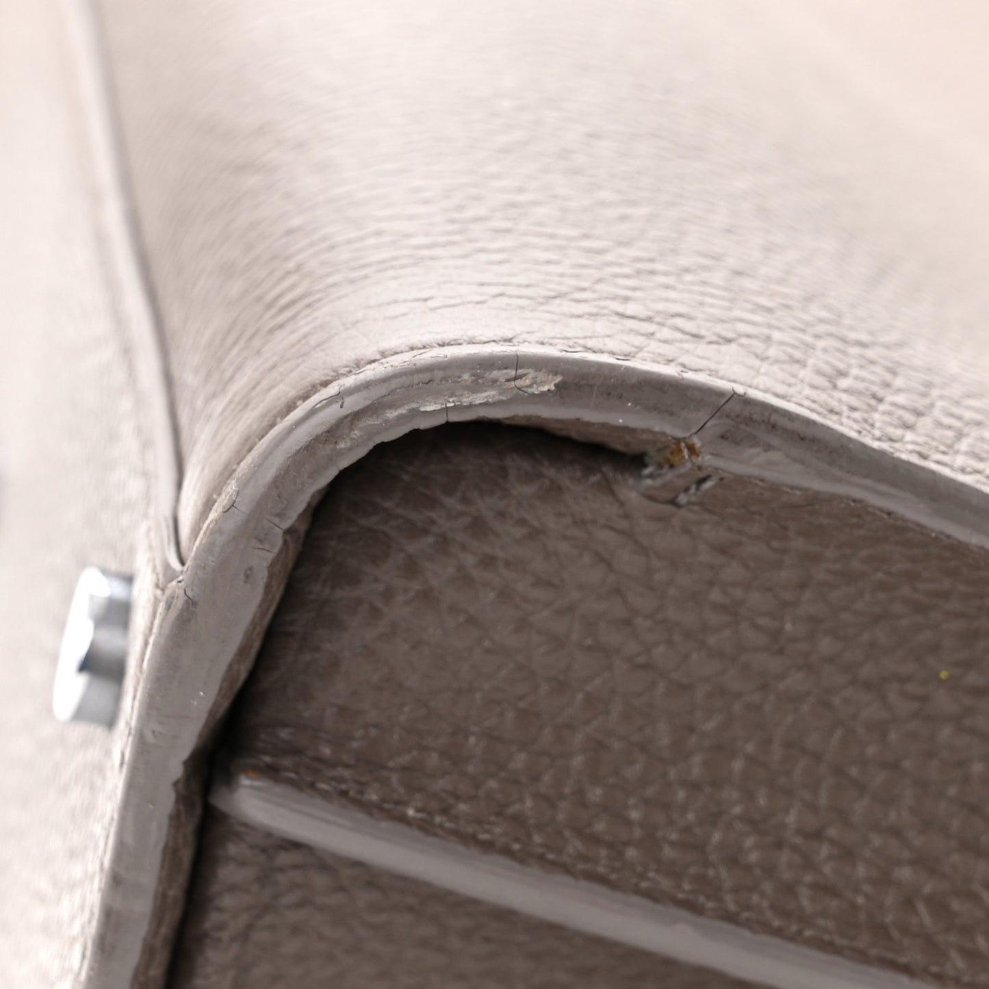 Grained Calfskin Small Sac De Jour Fog