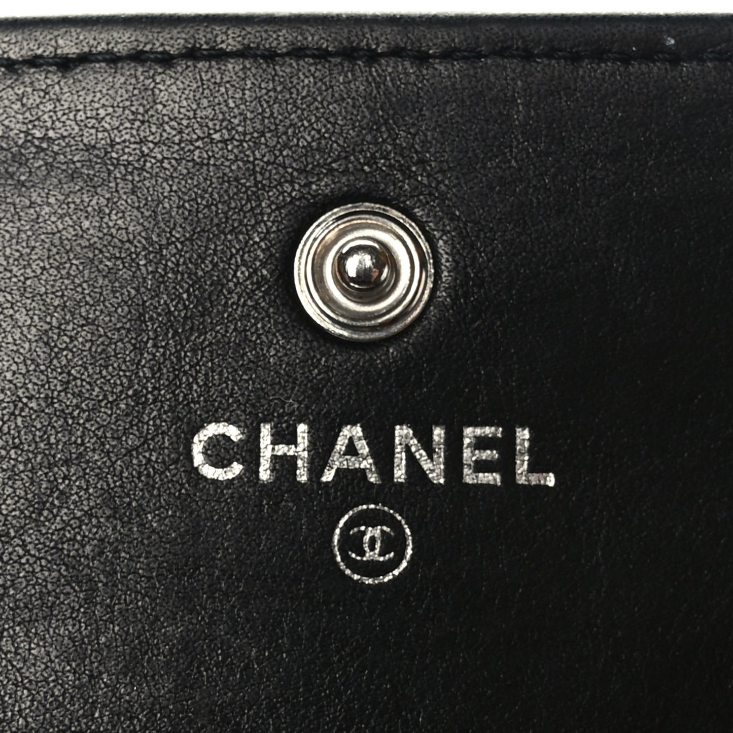 Caviar Timeless CC Large Gusset Flap Wallet Black