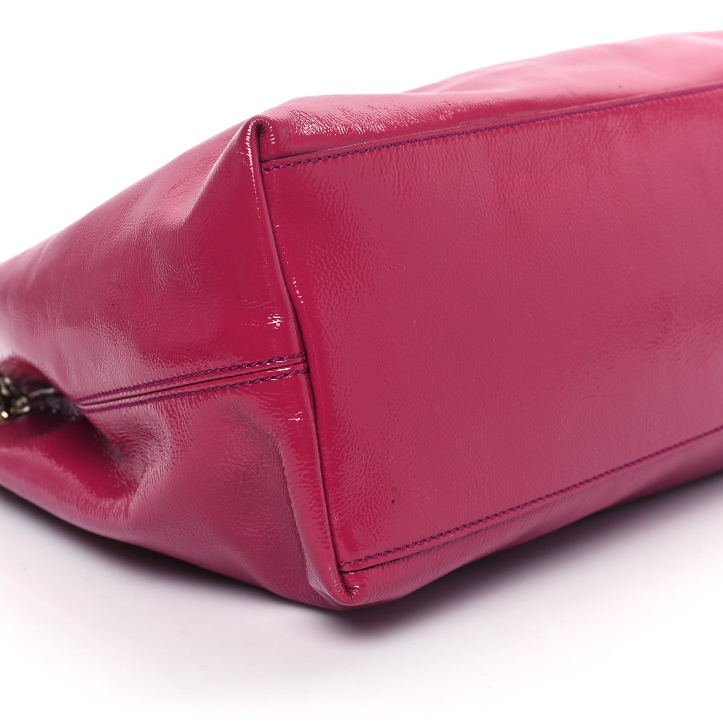 Vernice Naplack Medium Soho Chain Shoulder Bag Bright Bouganville