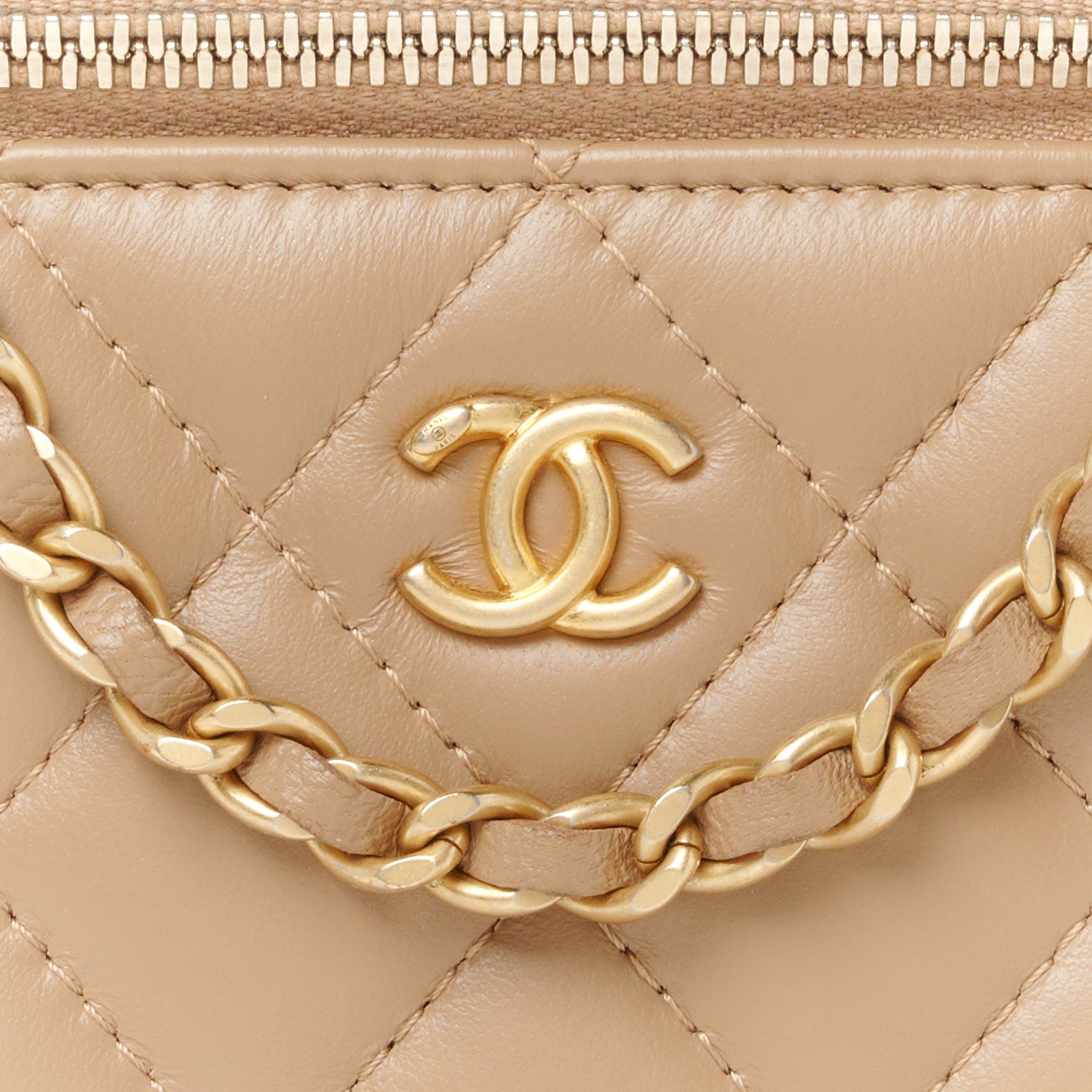 Chanel Lambskin Quilted Pearl Crush Small Vanity Case With Chain Beige 8 of 11