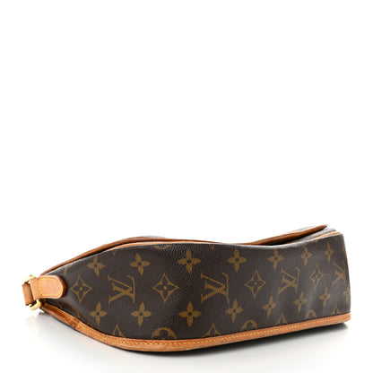 Louis Vuitton Monogram Menilmontant PM 4 of 12