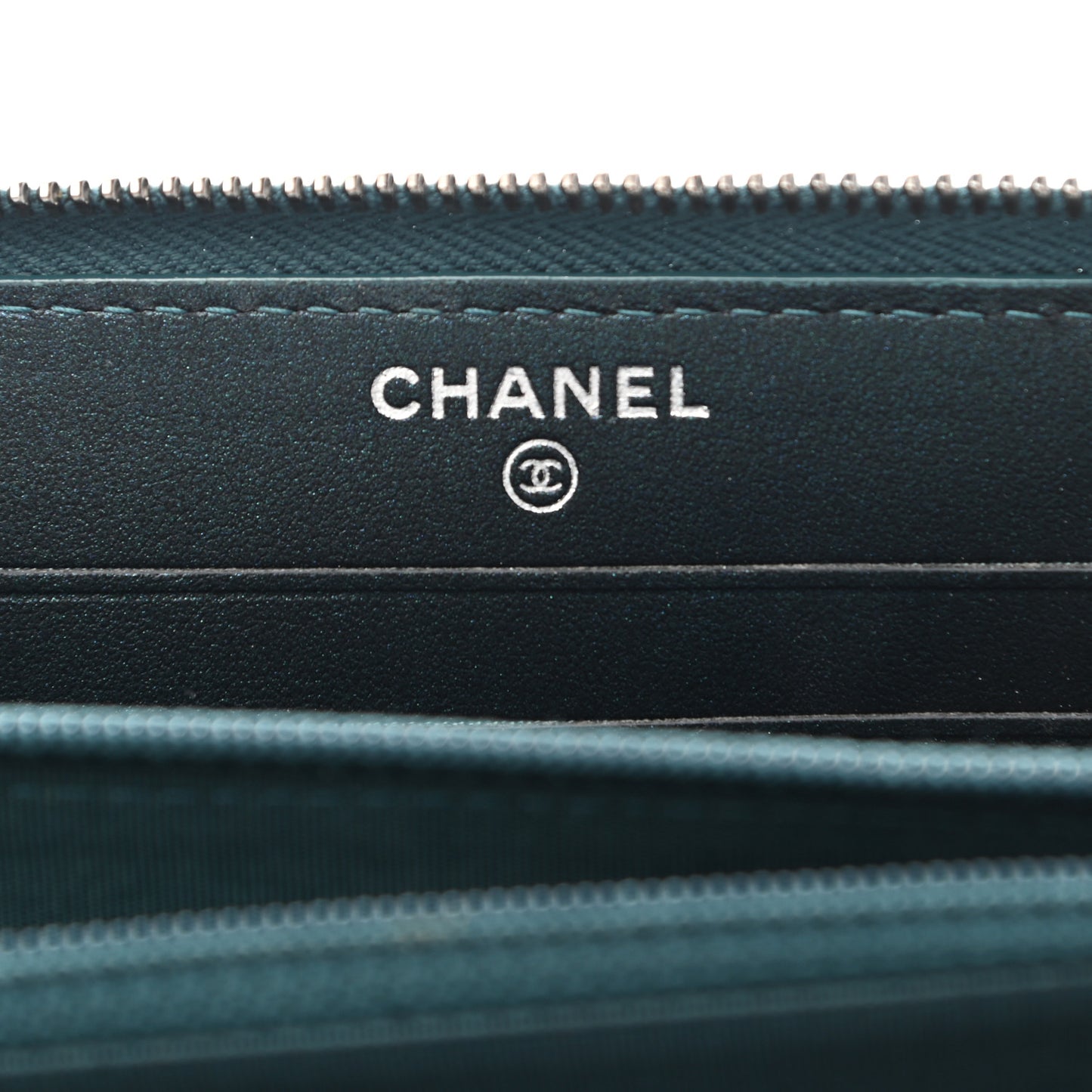 Iridescent Caviar Quilted Medium Filigree Zip Around Wallet Dark Turquoise