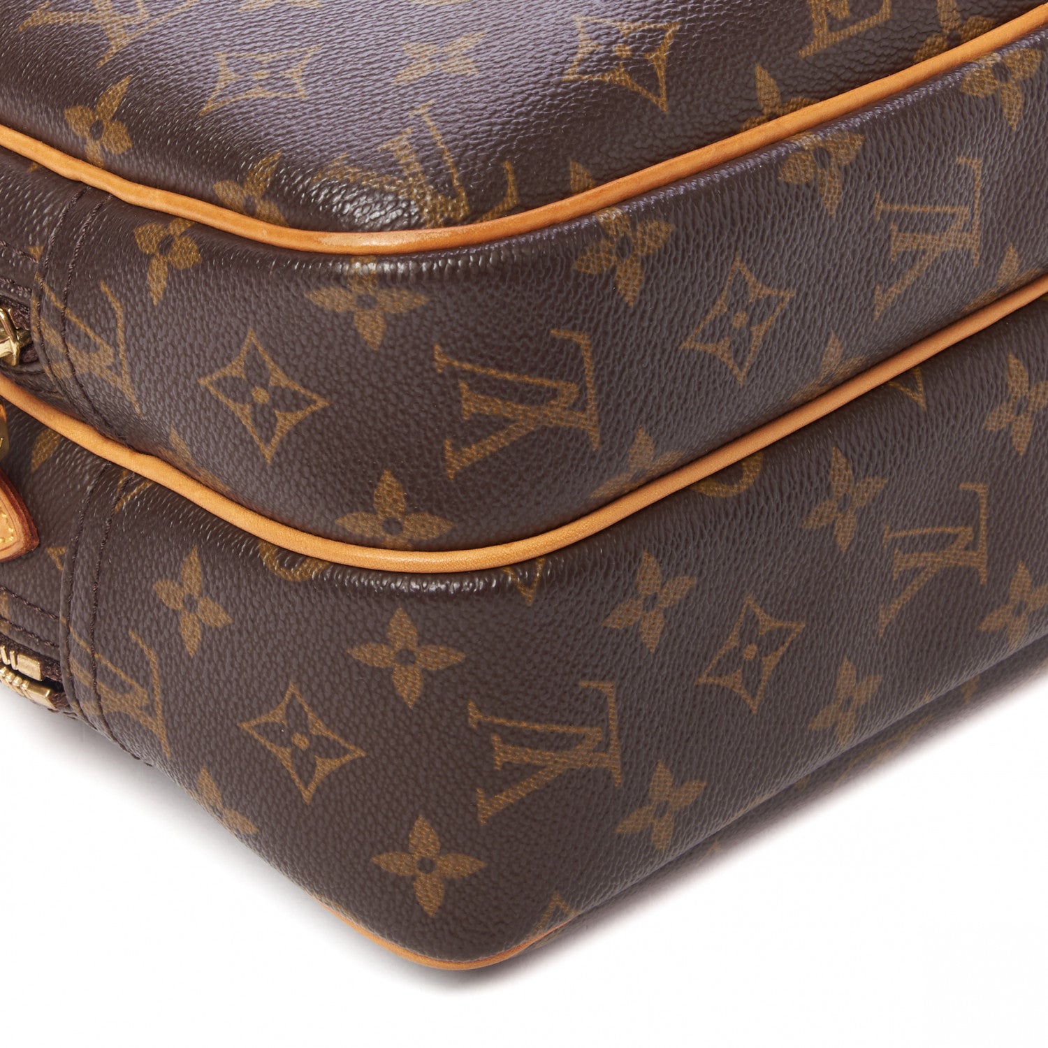 Louis Vuitton Monogram Reporter PM 6 of 9
