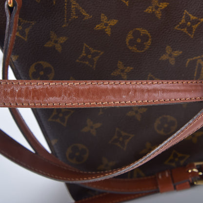 Louis Vuitton Monogram Monceau 28 7 of 23