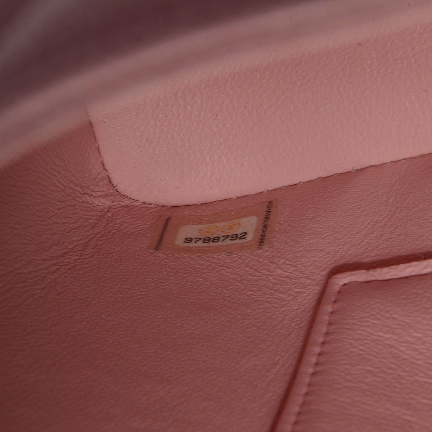 Caviar Medallion CC Tote Light Pink