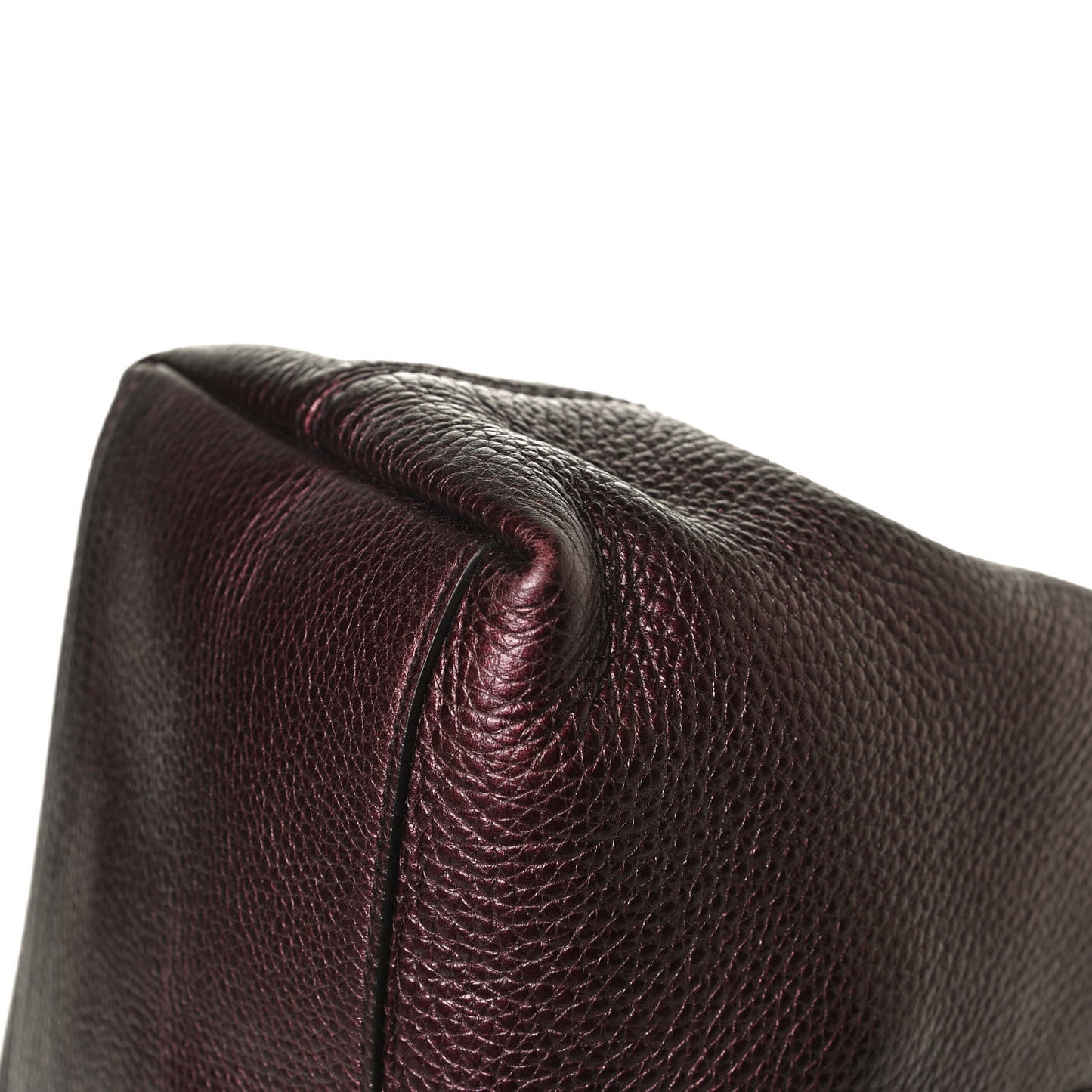 Metallic Cellarius Calfskin Medium Soho Chain Shoulder Bag Classic Burgundy