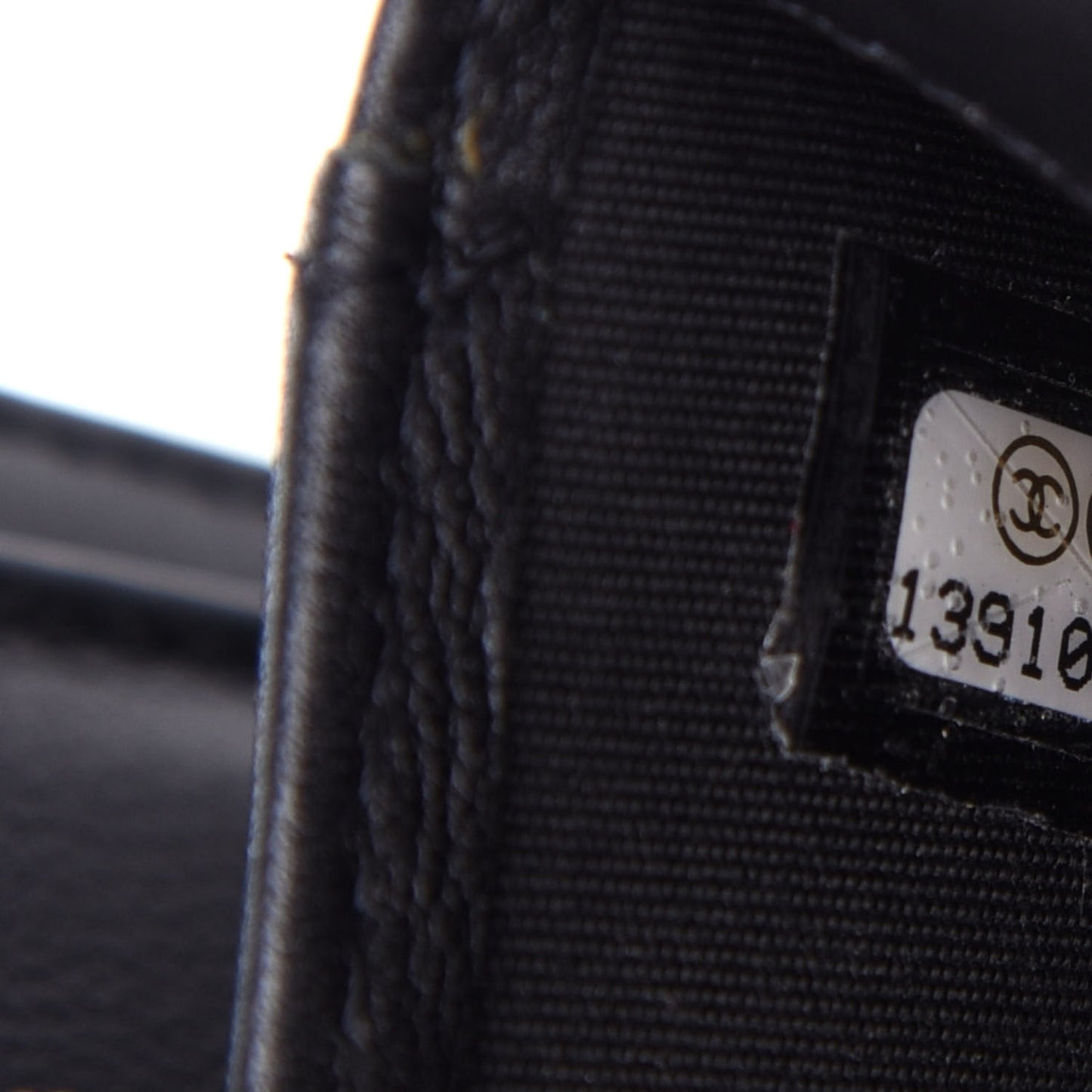 Caviar Sevruga CC Large Gusset Flap Wallet Black