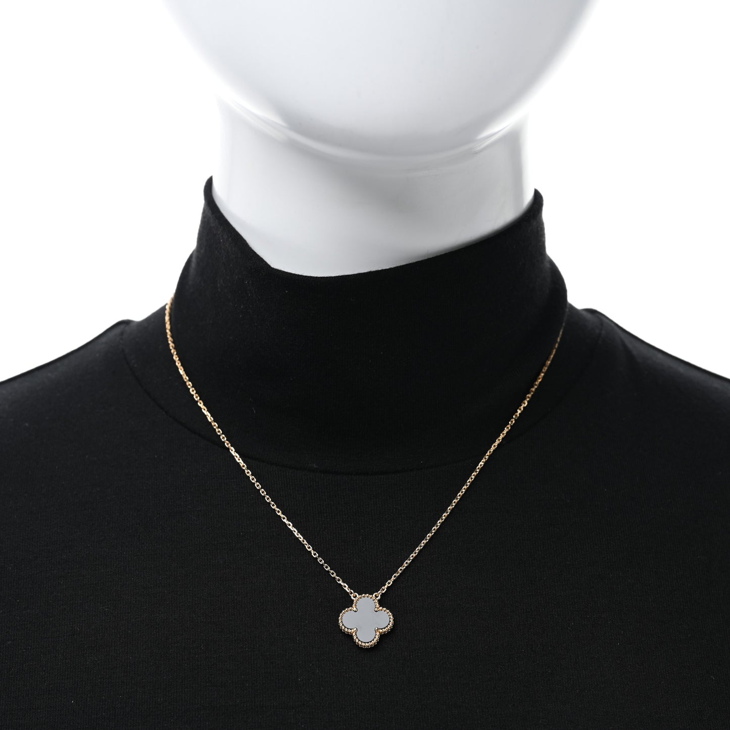 18K Yellow Gold Black Onyx Vintage Alhambra Pendant Necklace