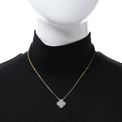 Van Cleef & Arpels 18K Yellow Gold Black Onyx Vintage Alhambra Pendant Necklace 3 of 5