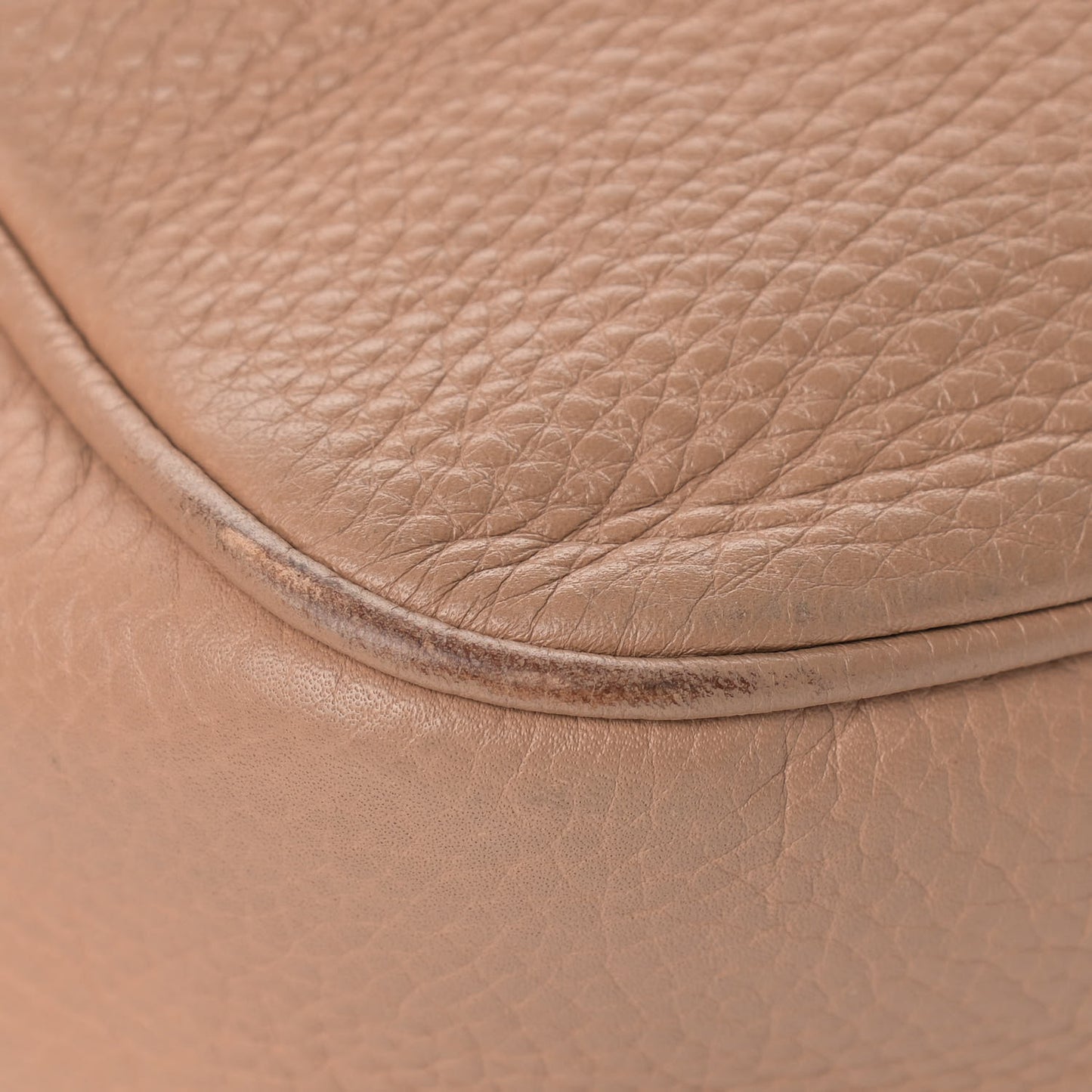 Pebbled Calfskin Small Soho Disco Bag Camelia