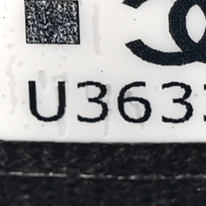 Caviar Quilted Flap Card Holder Wallet Black