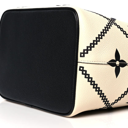 Louis Vuitton Empreinte Monogram Giant Broderies Neonoe MM Cream Black 9 of 9
