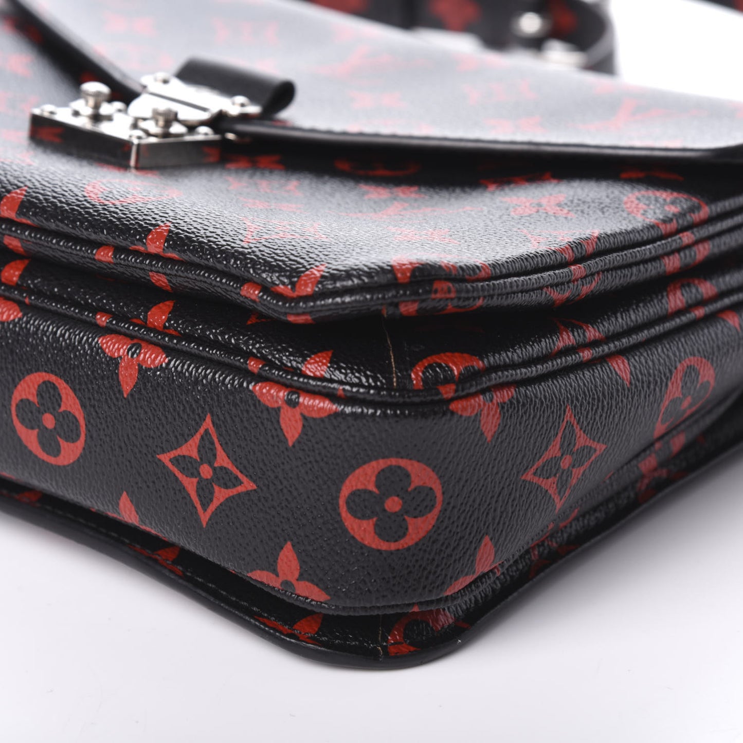 Monogram Infrarouge Pochette Metis