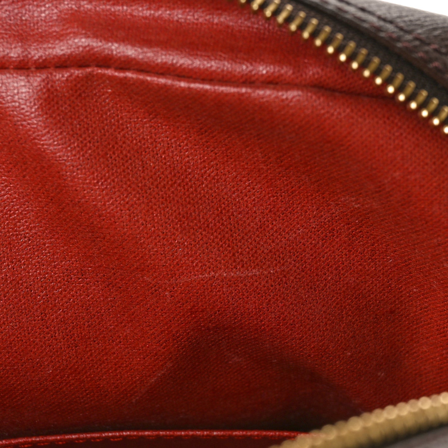 Damier Ebene Trousse Toilette 28