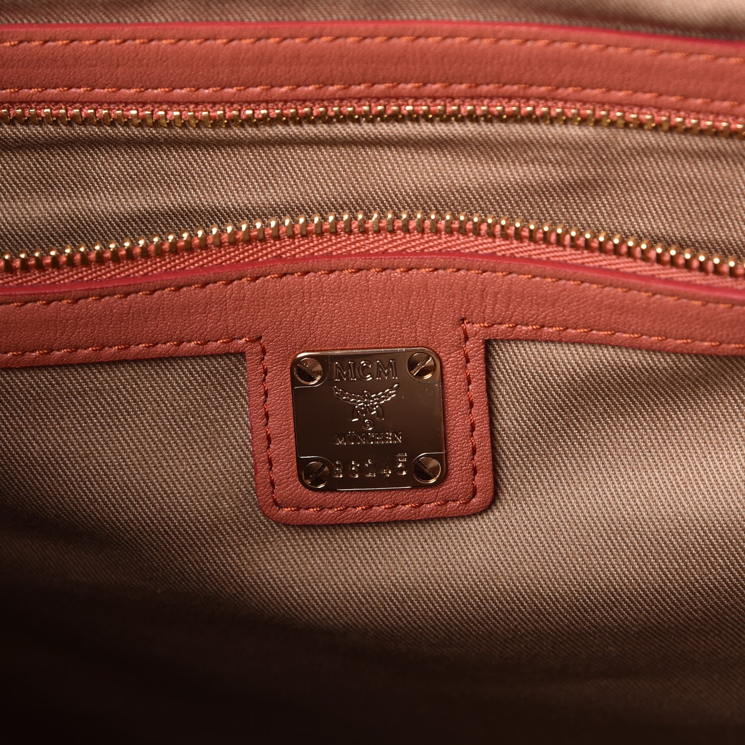 MCM Calfskin Ottomar Large Klara Hobo Cocoa 9 of 9