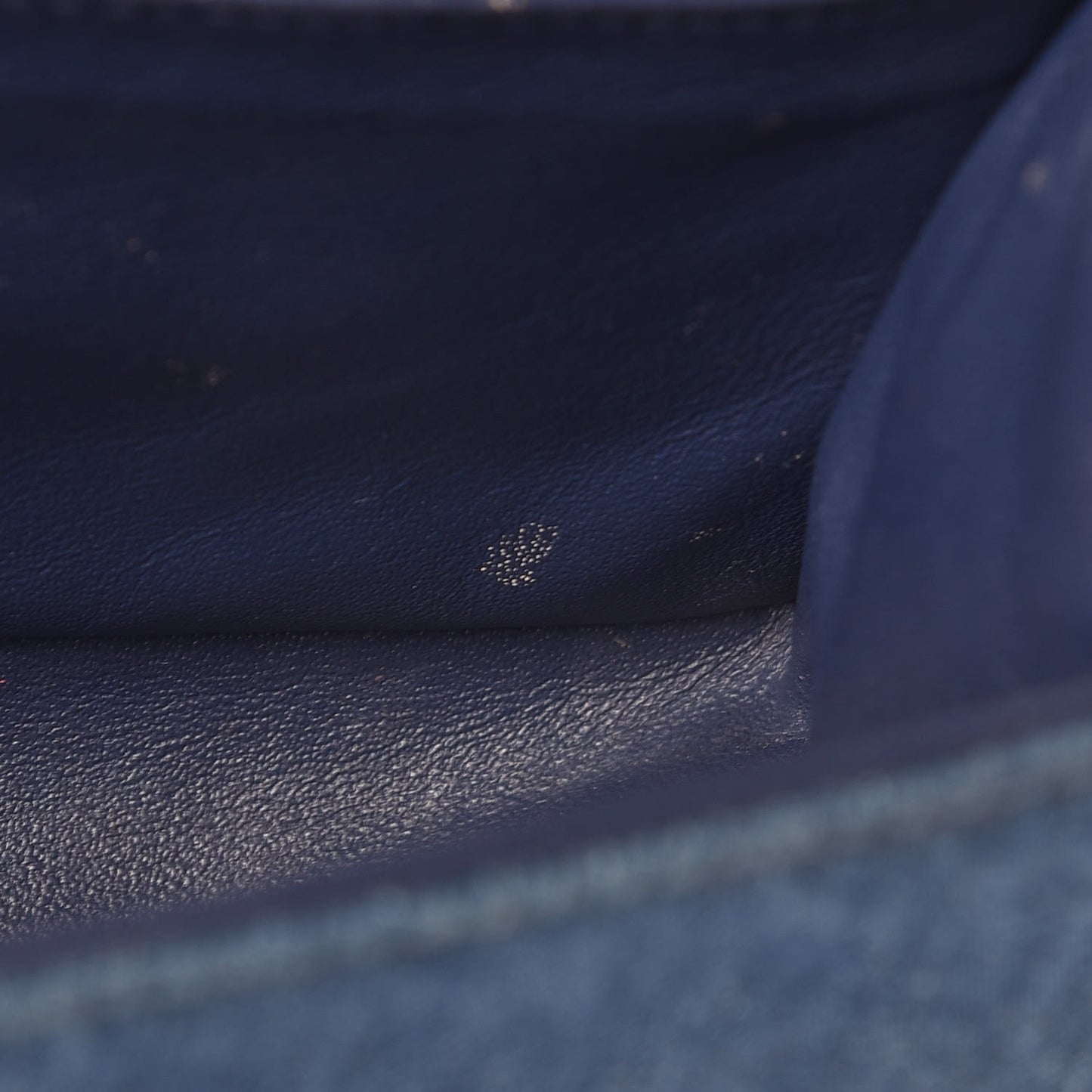 Tweed Denim Medium Boy Flap Dark Blue