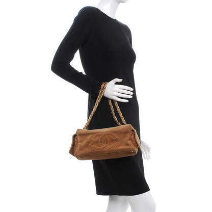 Chanel Suede CC Shoulder Bag Beige 2 of 15
