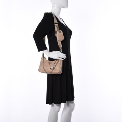 Prada Nylon Re-Edition 2005 Shoulder Bag Cammeo 2 of 15