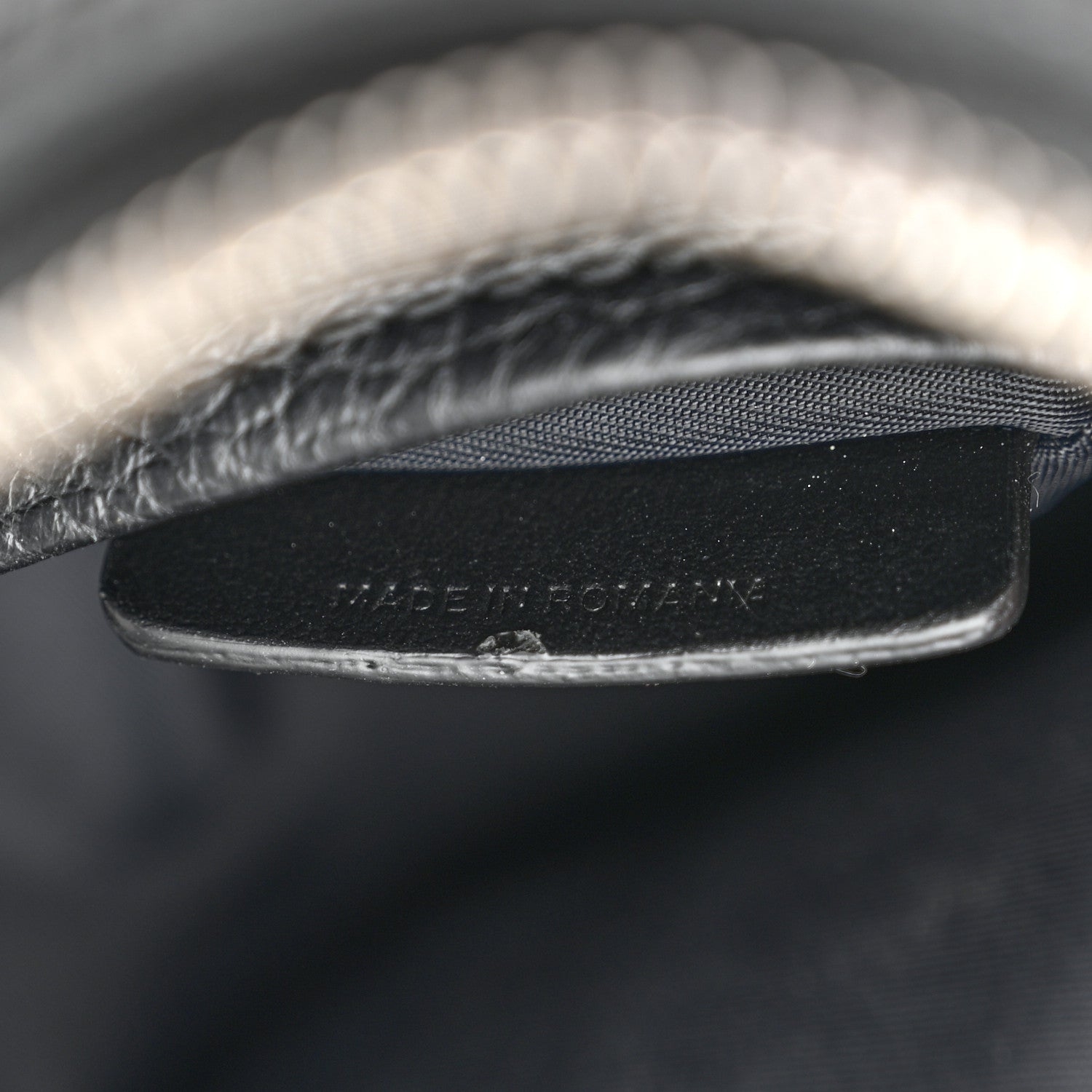 Burberry Pebbled Calfskin Logo Embossed Thornton Messenger Bag Black 8 of 15
