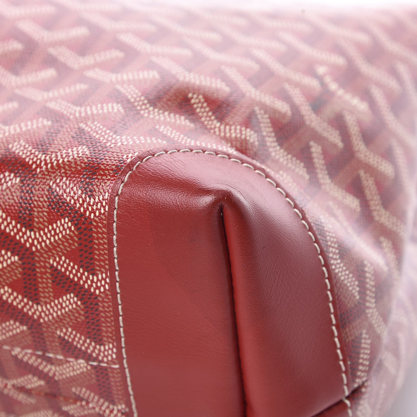 Goyardine Bellechasse PM Red