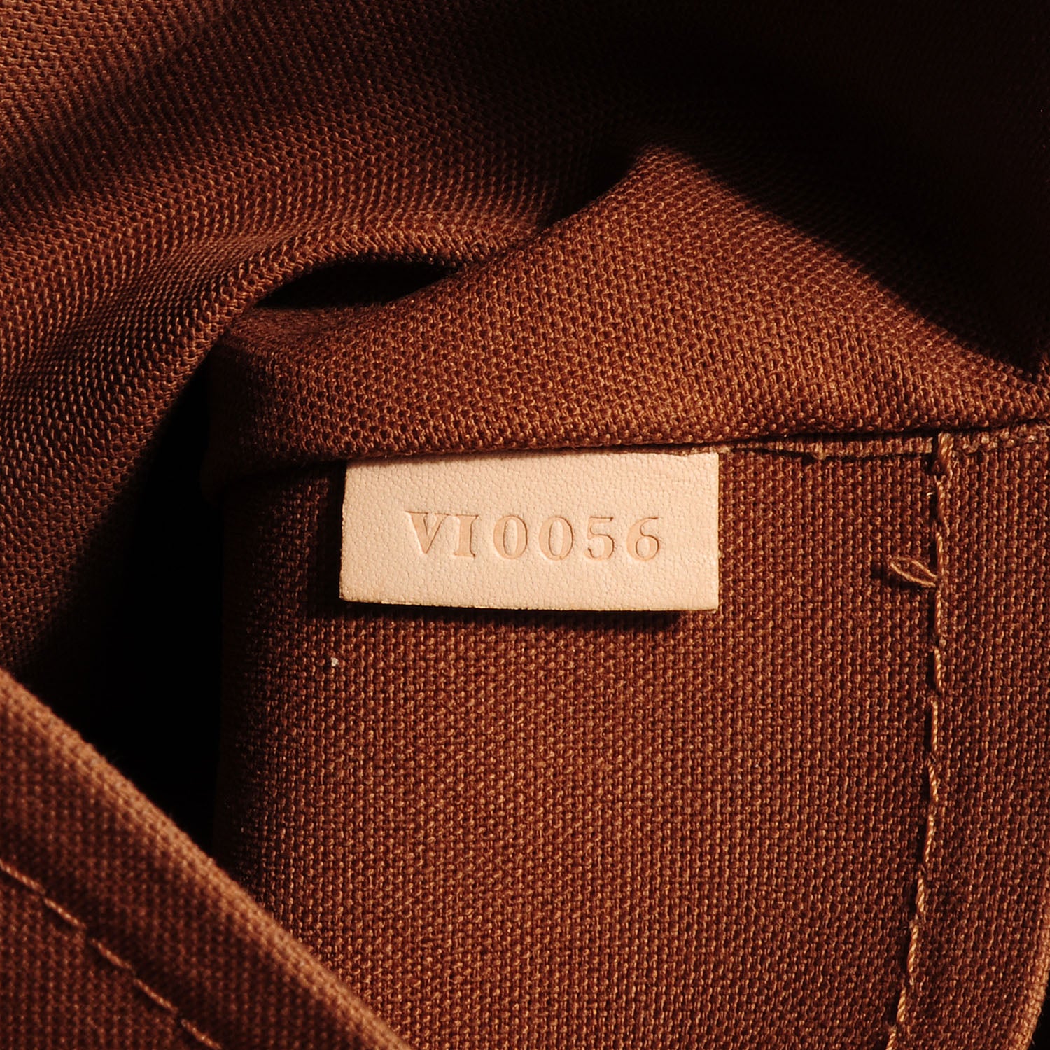 Louis Vuitton Monogram Lockit Horizontal 7 of 7