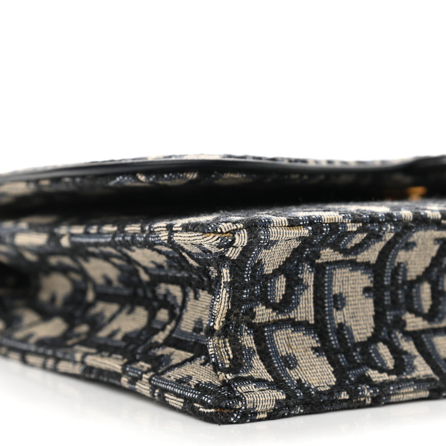 Oblique Saddle Chain Pouch Blue