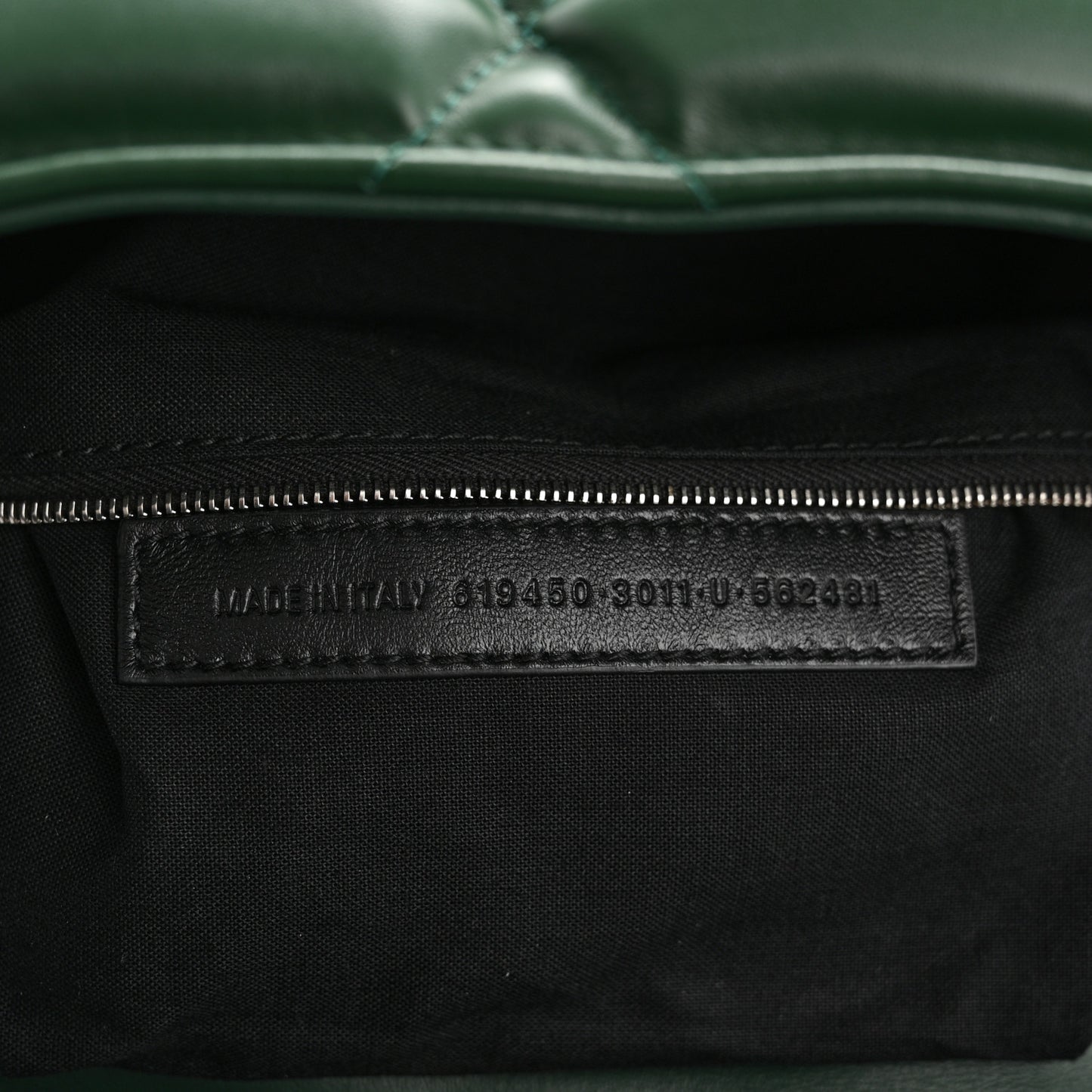 Nappa Calfskin Quilted Touch B Puffy Clutch Forest Green