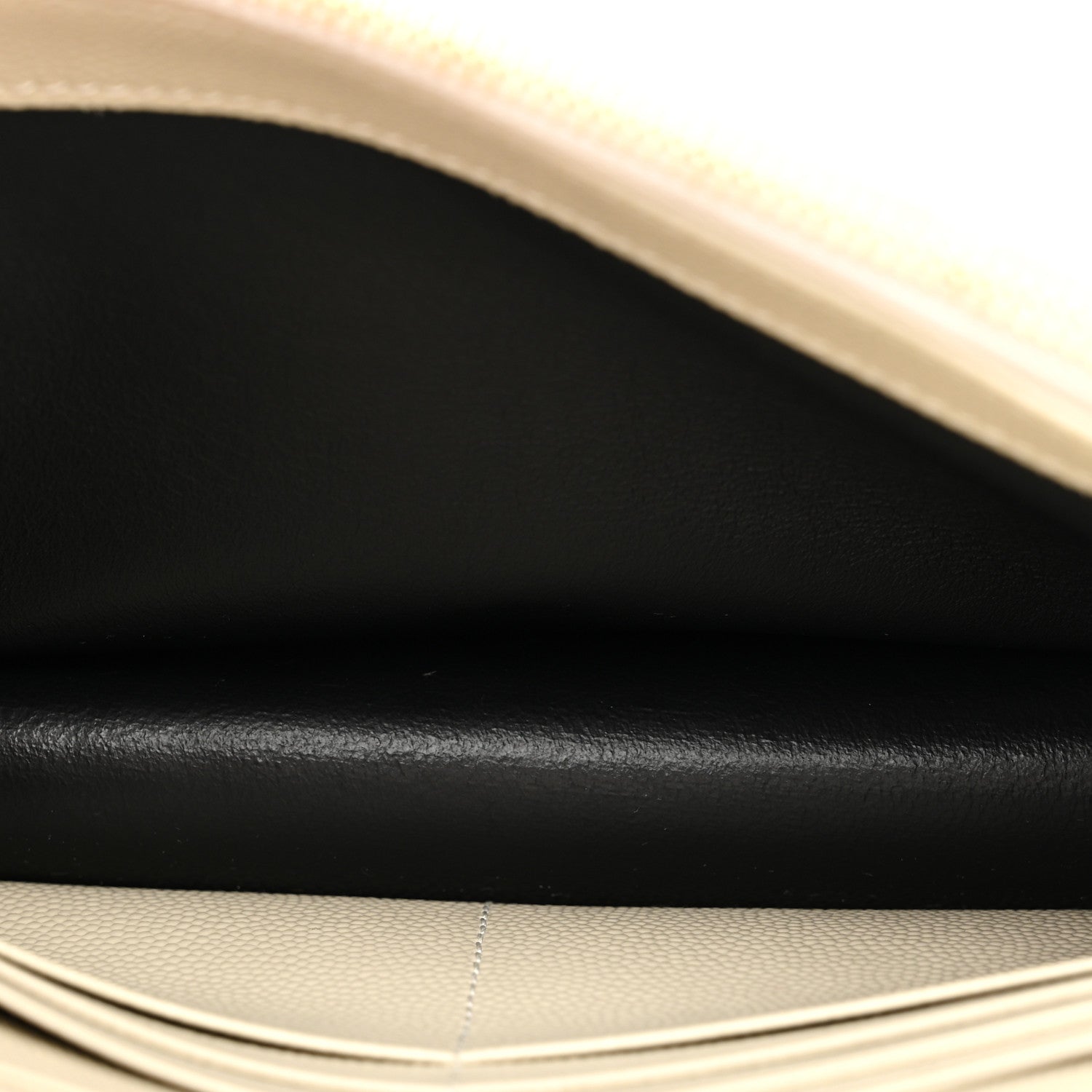 Saint Laurent Grain De Poudre Matelasse Chevron Monogram Envelope Chain Wallet Crema Soft 5 of 11