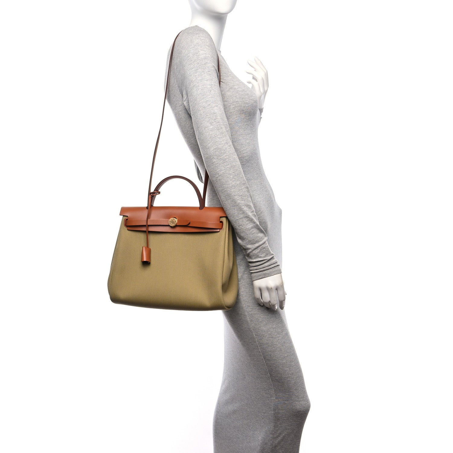 Hermes Military Toile Vache Hunter Herbag Zip Retourne 31 PM Poussiere Fauve 2 of 12