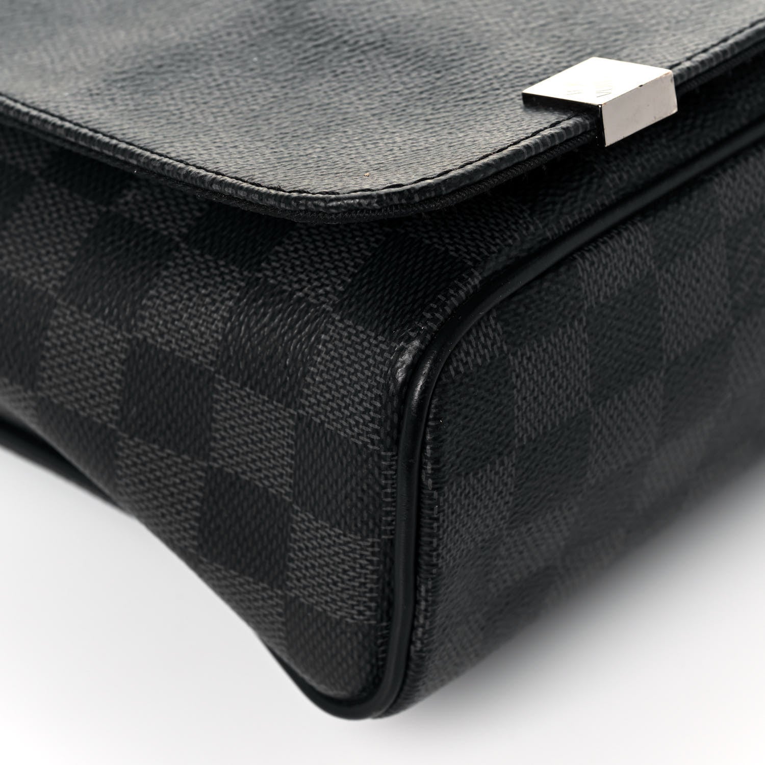 Louis Vuitton Damier Graphite District MM 5 of 16