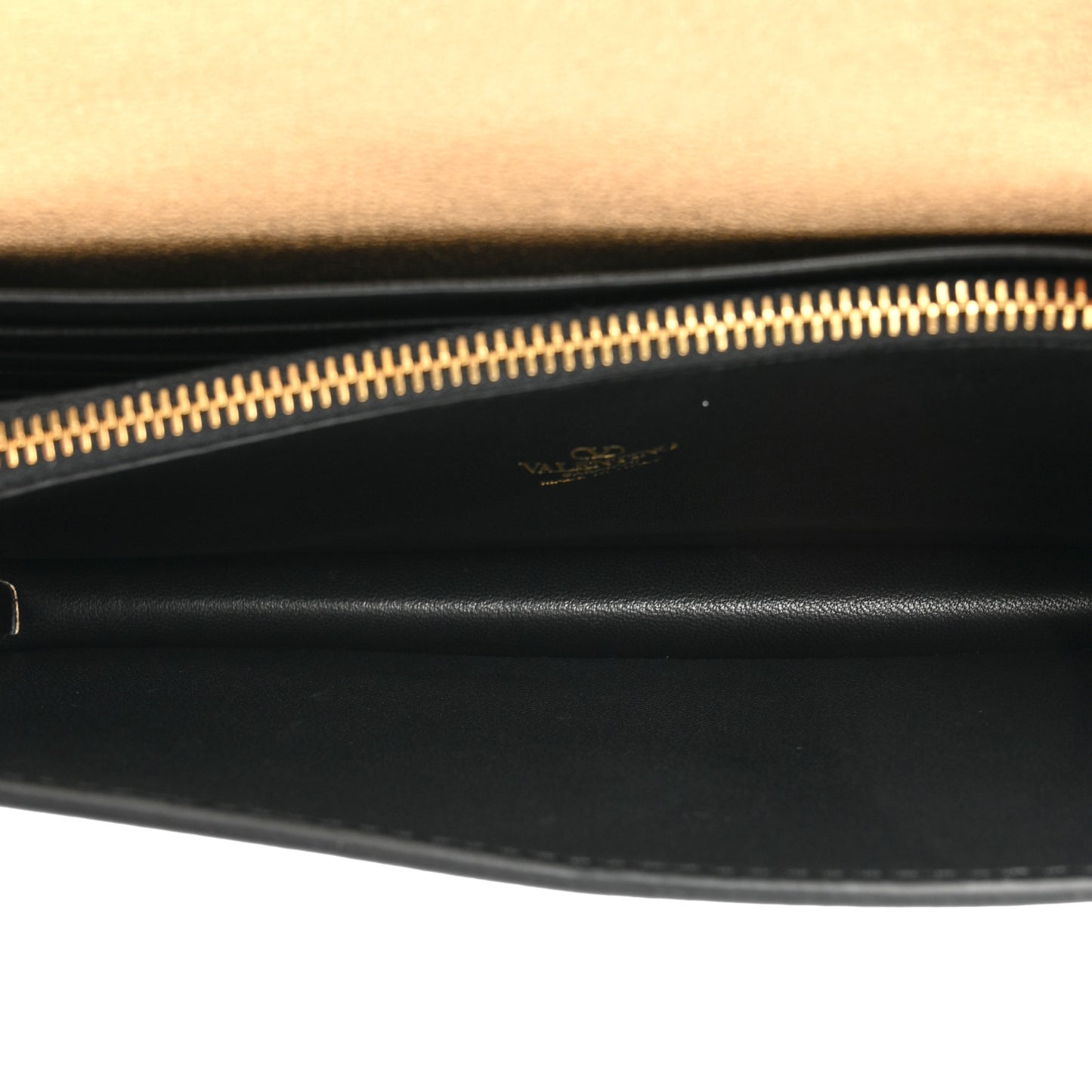 Raffia VLogo Wallet on Chain Gold
