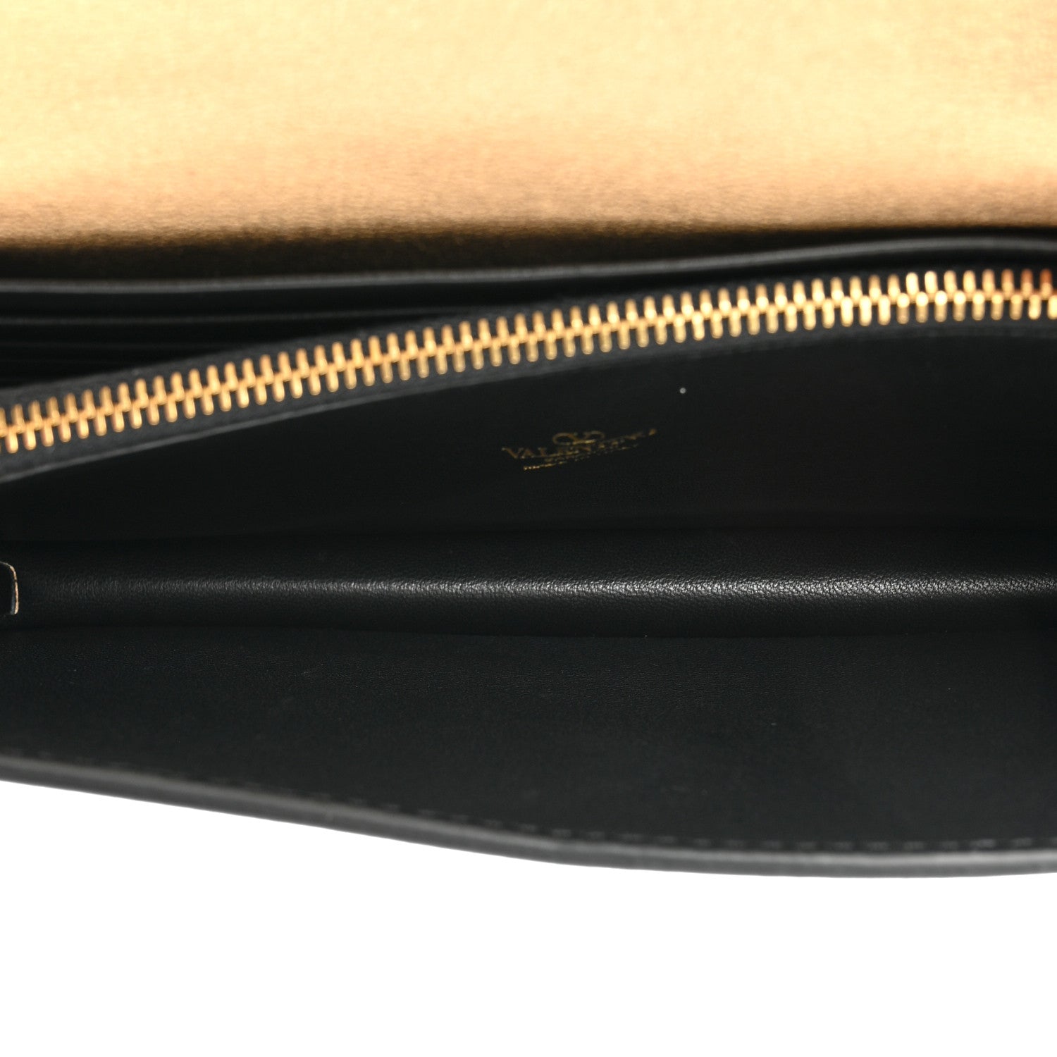 Valentino Garavani Raffia VLogo Wallet on Chain Gold 8 of 12