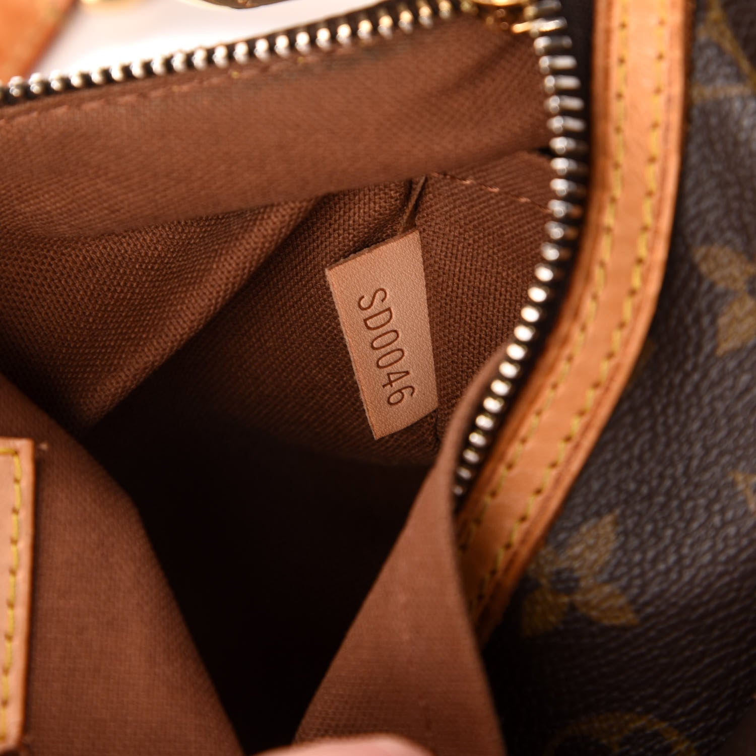 Louis Vuitton Monogram Tikal GM 7 of 10