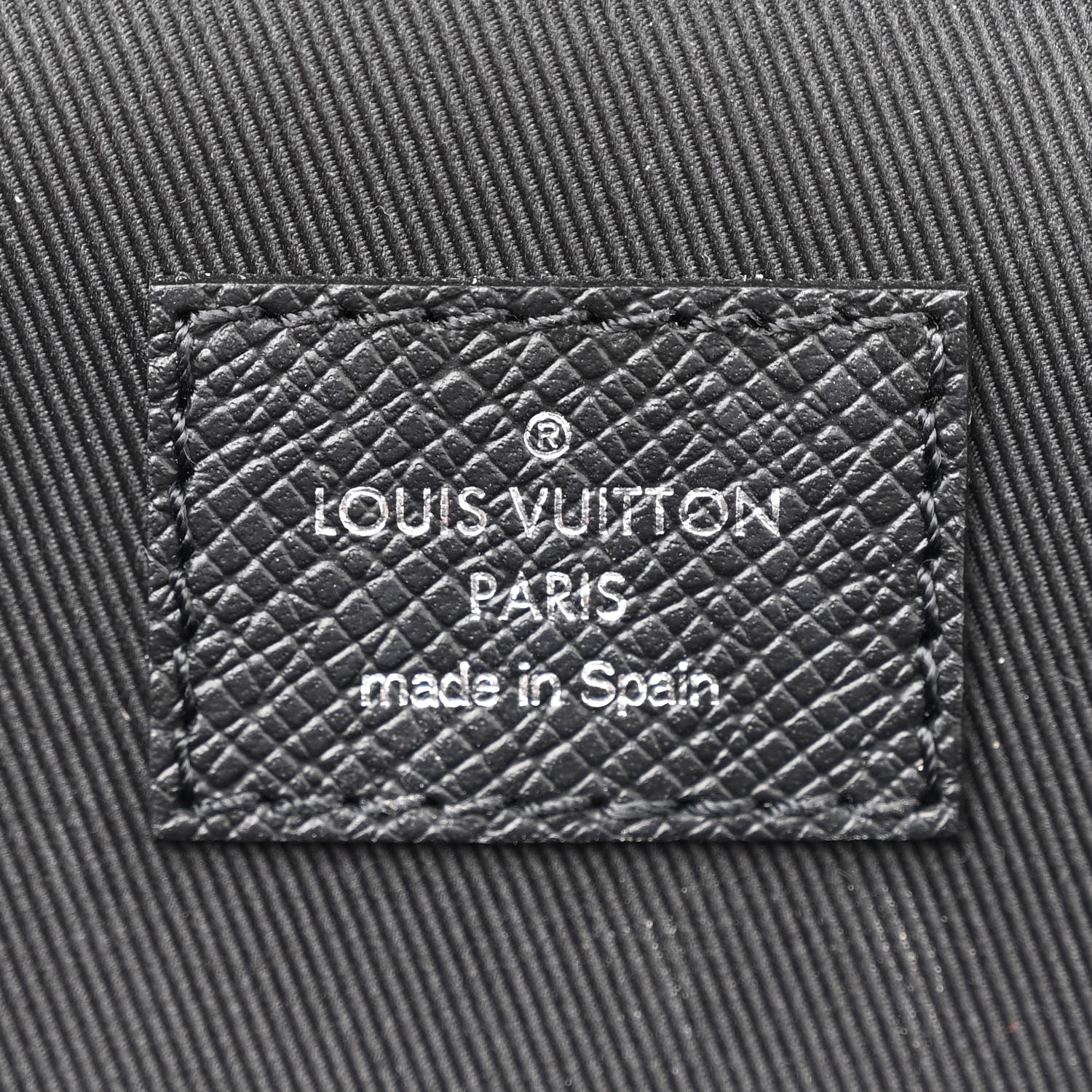 Louis Vuitton Taigarama Outdoor Slingbag Black 6 of 10
