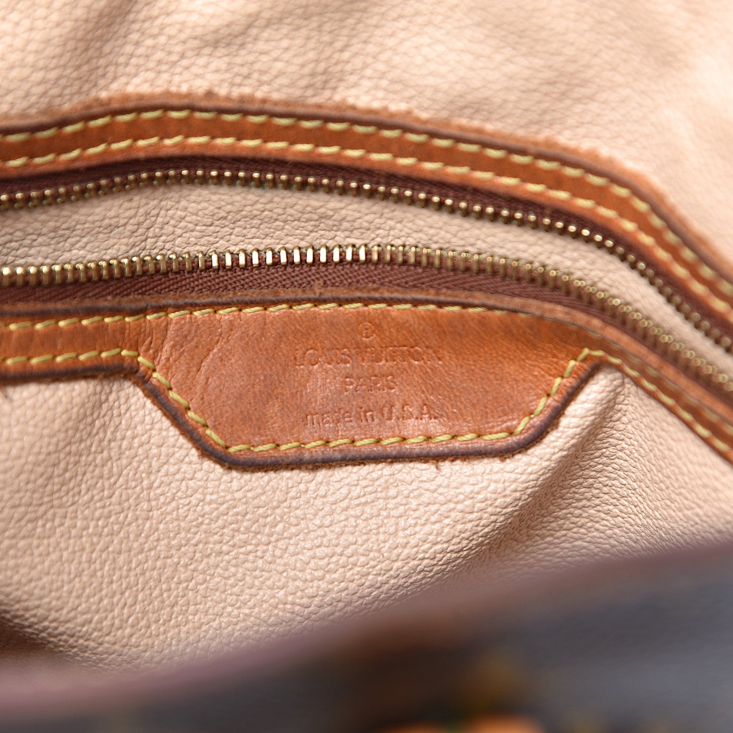 Louis Vuitton Monogram Petit Bucket 23 6 of 11