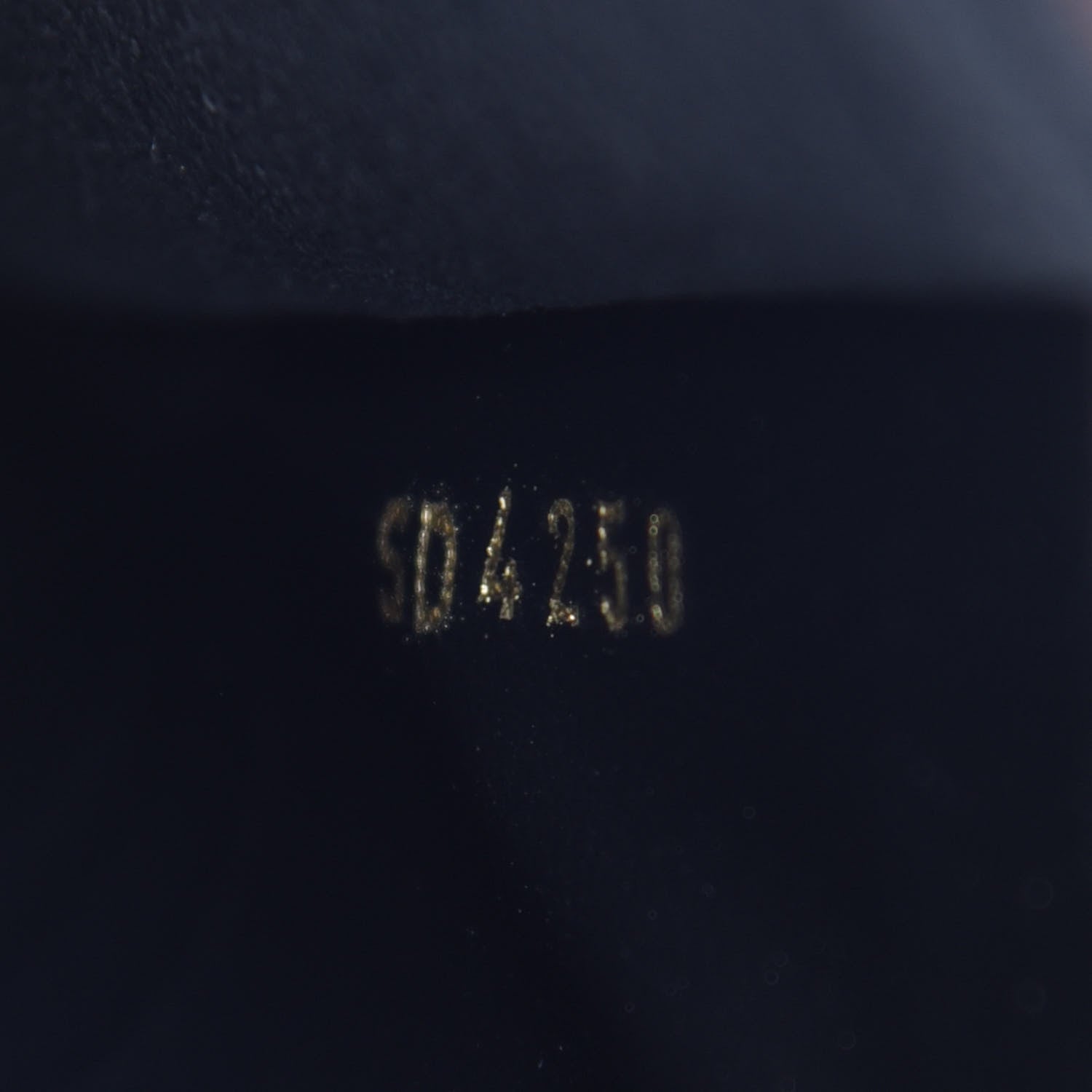 Louis Vuitton Reverse Monogram Giant Double Zip Pochette 9 of 13