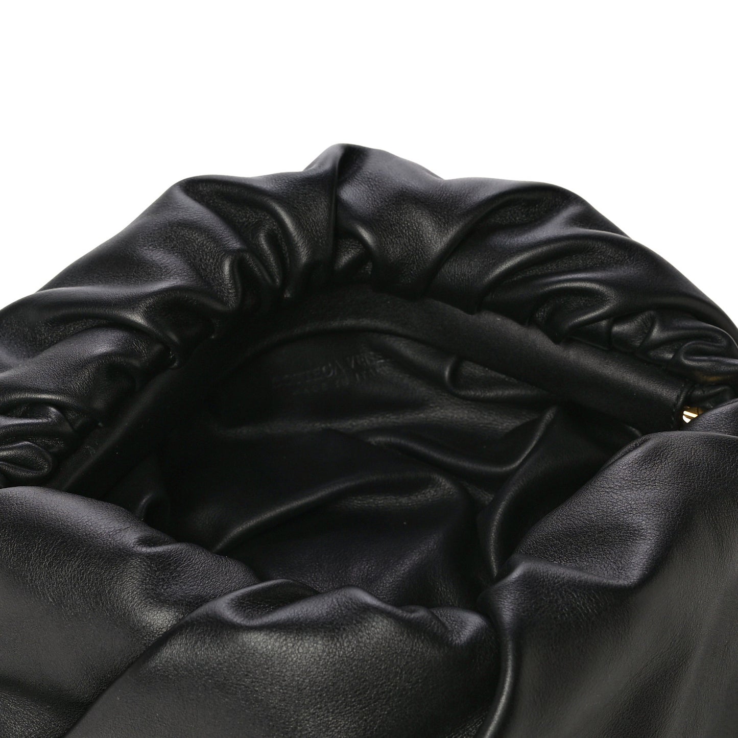 Calfskin The Pouch Chain Black