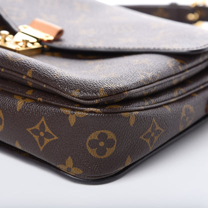 Louis Vuitton Monogram Pochette Metis 10 of 11