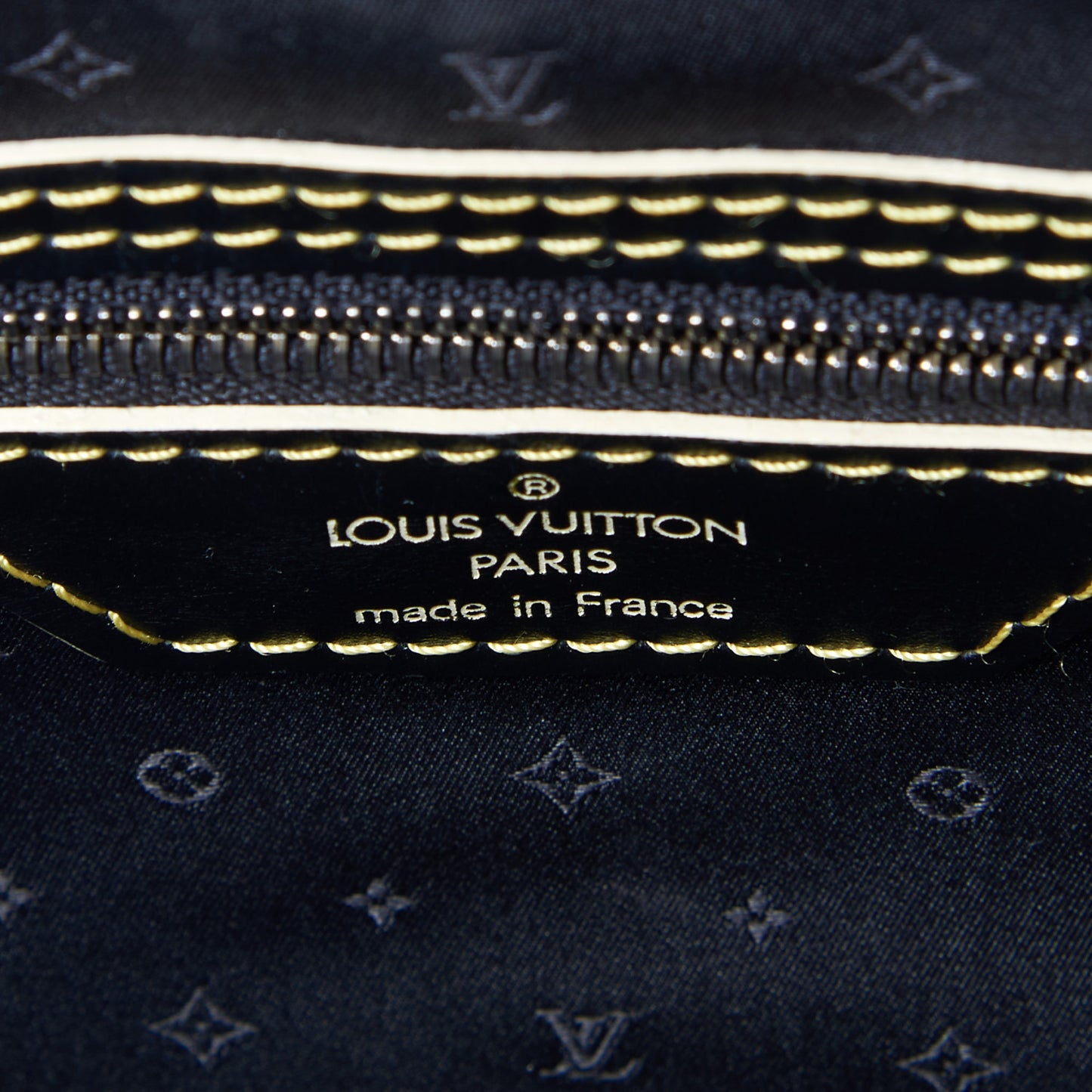 Suhali Lockit MM Black
