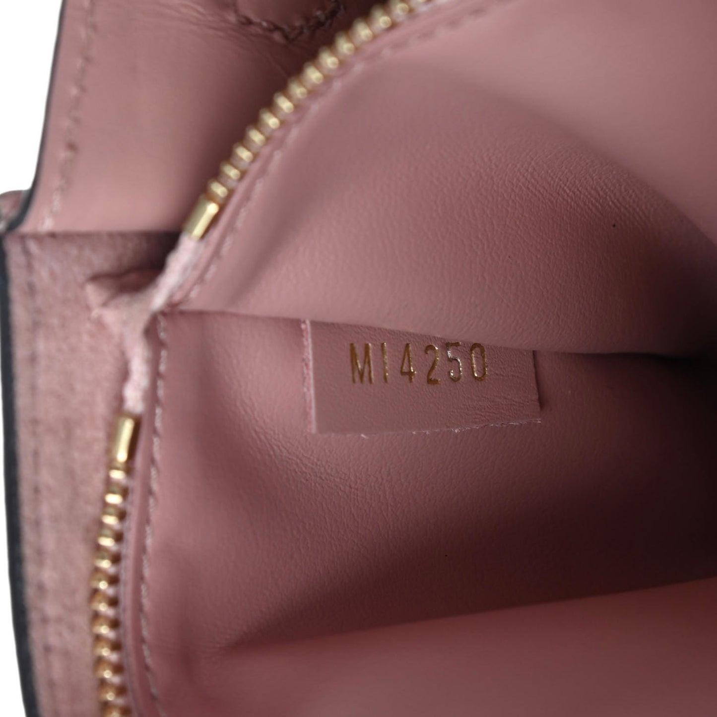 Damier Ebene Croisette Chain Wallet Magnolia