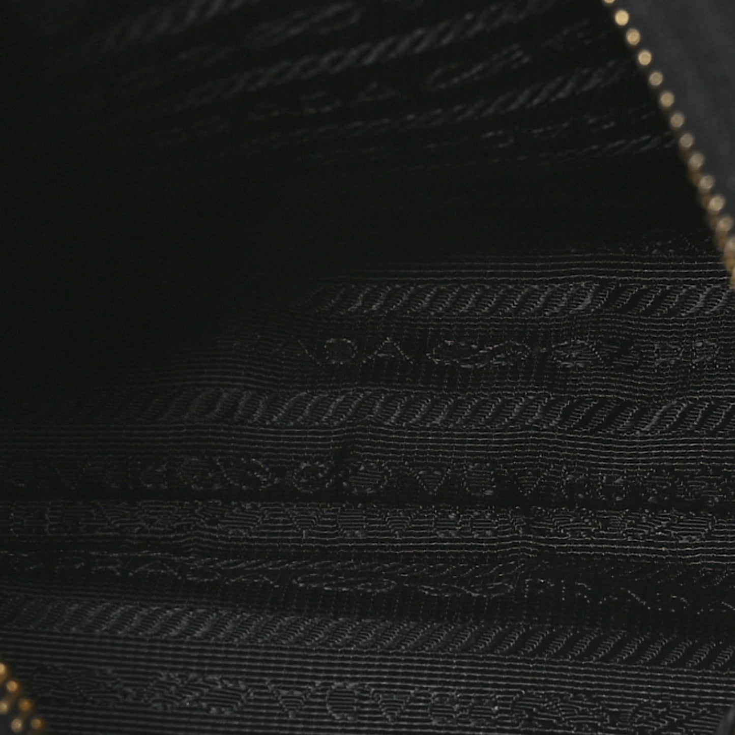 Nylon Re-Edition 2005 Shoulder Bag Black