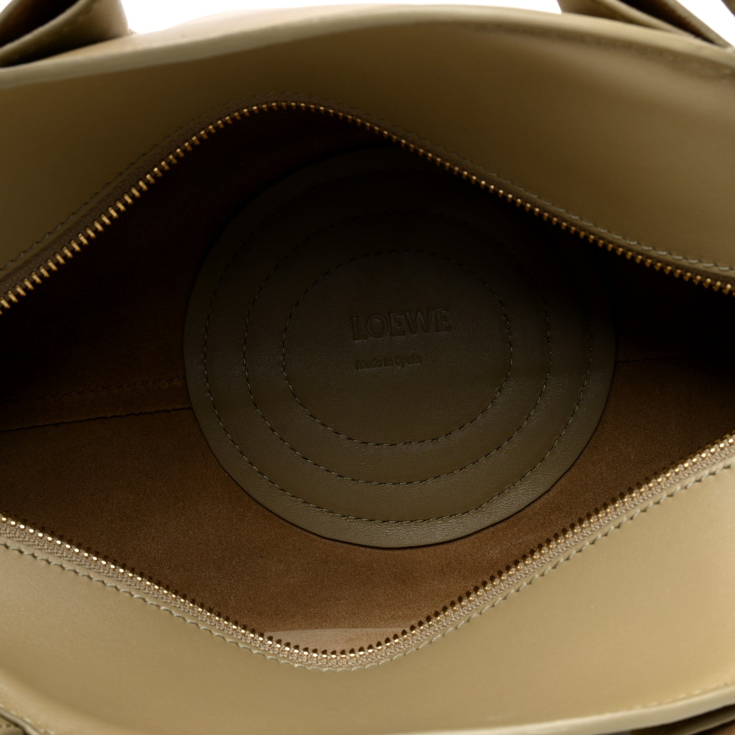 Shiny Nappa Calfskin Small Paseo Bag Clay Green